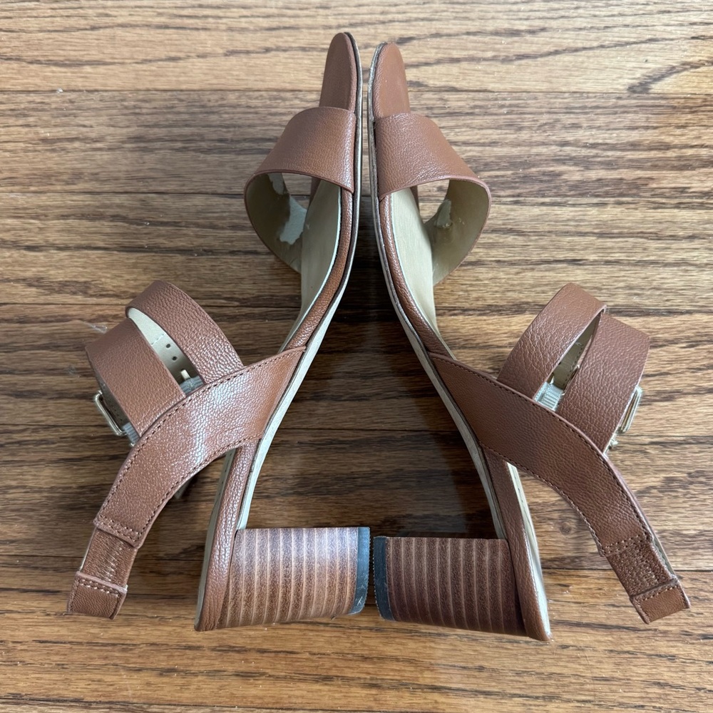 Vaneli Morel tan heels - Picture 5 of 10